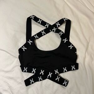 Excision Cross Strap Sports Bra